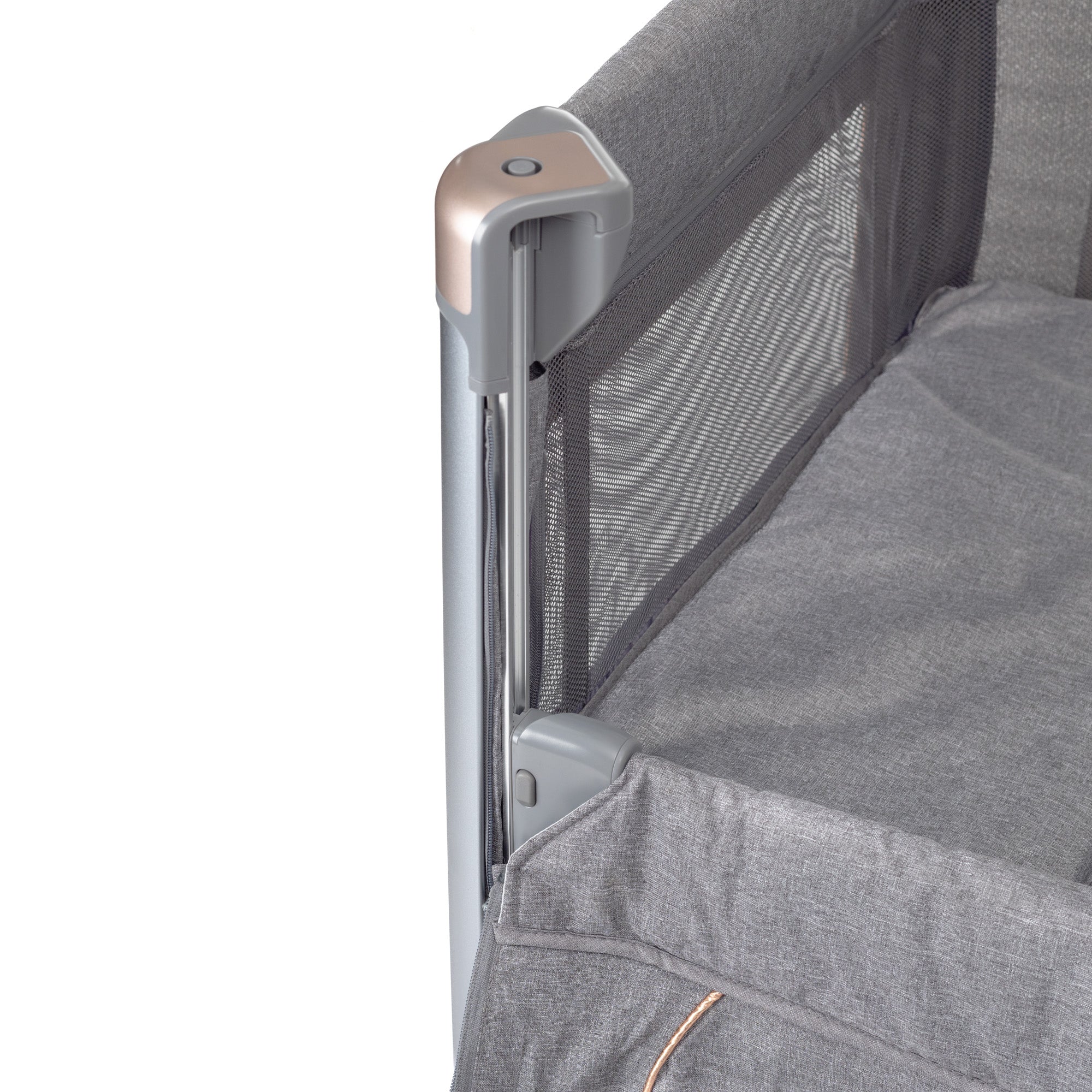 Cuddle Me Lux 2 in 1 Camp Cot with Baby Monitor - Image 10