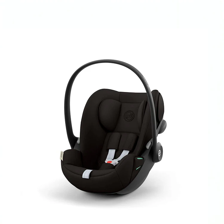 Cloud G i-Size Magic Black - Image 4